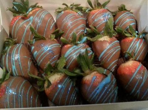 Sweet-Elegance Cakes By Tracie chocolate strawberriesblue
