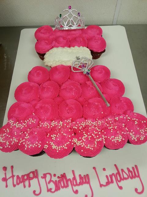 Sweet Elegance Cakes-By Tracie Princess cupcakes